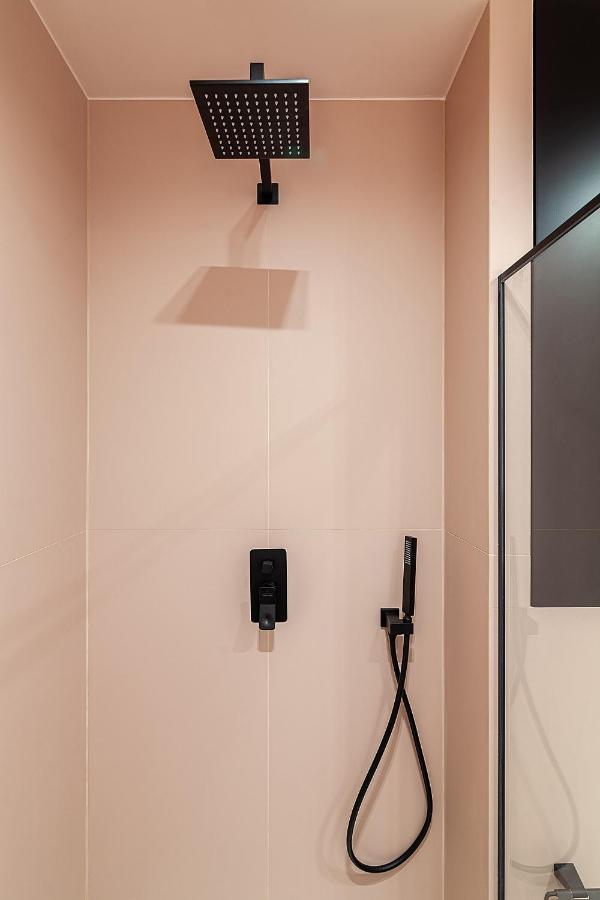 Luxurious Flat Near Opera Theatre-self Check-in & Netflix *